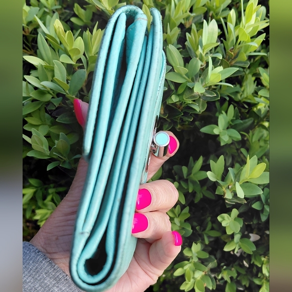 Tiffany & Co. Turquoise Blue Leather Turnlock Wallet - Picture 12 of 13